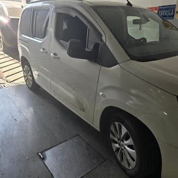 Opel İlgisiz Bir Araba Servisi