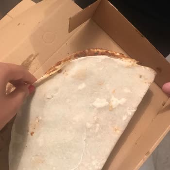 Usta Pideci Yemek Siparişi Çiğ Gelmesi