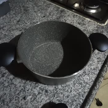 Madame Coco Tencere Kapağı Kırılması