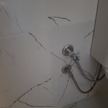 Uşak Seramik 1. Sınıf Ürünlerinde Renk Tonu Farkı Ve Sahip Çıkmaması