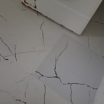 Uşak Seramik 1. Sınıf Ürünlerinde Renk Tonu Farkı Ve Sahip Çıkmaması