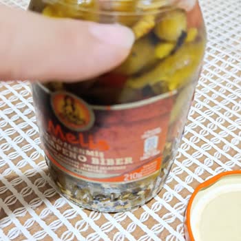 Melis Dünyası Közlenmiş Turşu Biberi Kurtlu