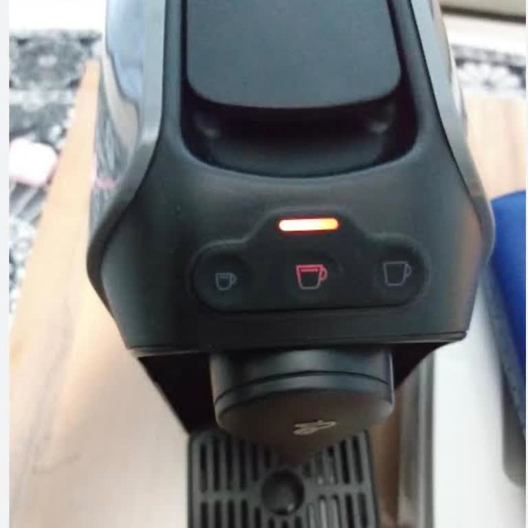 Tchibo Kahve Makinesi Kırmızı Işık Yanıp Sönüyor