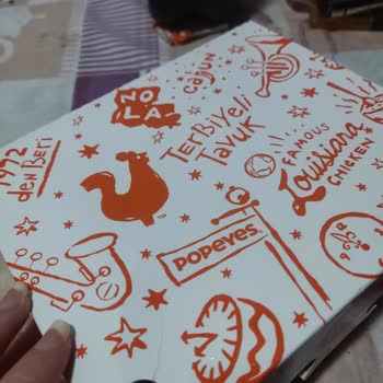 Popeyes Bozuk Tavuk Gönderdi