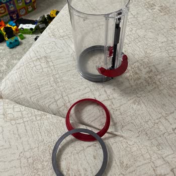 Dyson V15 Temizlik Haznesi