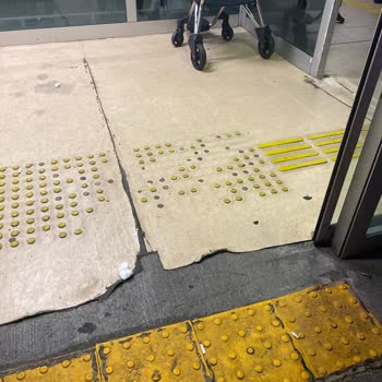 Şişli Hamidiye Etfal Eğitim ve Araştırma Hastanesi Hastane Temizliği Ve Donanımlar Üzerine Değerlendirme