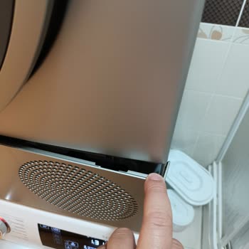 Bosch Kurutma Makinesi Çalışırken Dağılıyor