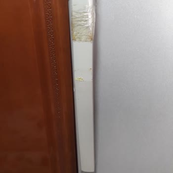 Arçelik Buzdolabı Kapak Kolu Kırıldı. Bulamıyorum.