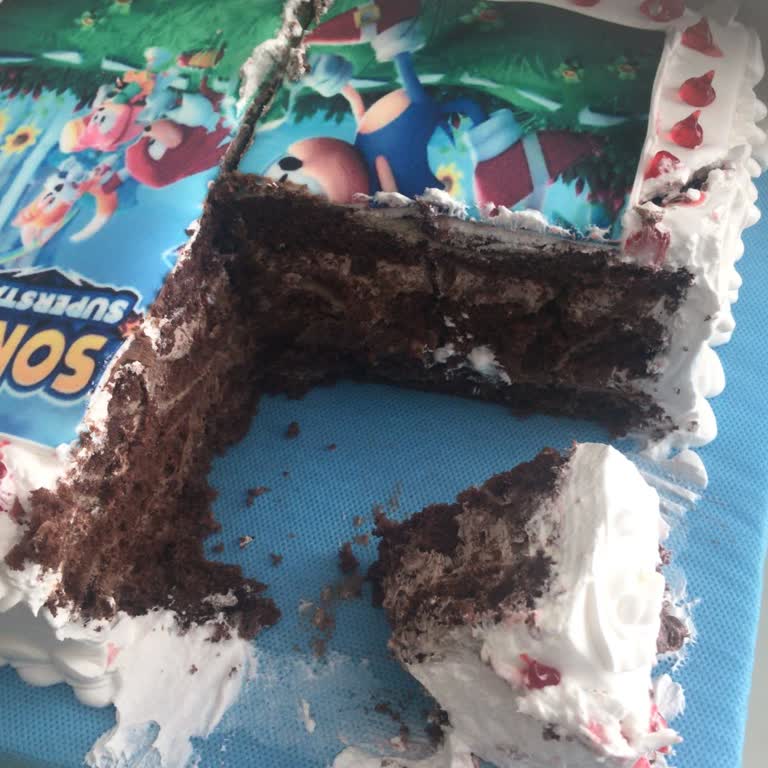 Mado'nun Doğum Günü Sürprizi