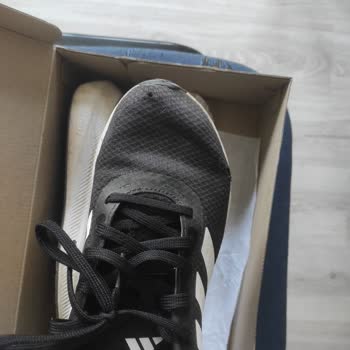 Deichmann Ayakkabım 3-4 Ay Gibi Sürede Yıprandı