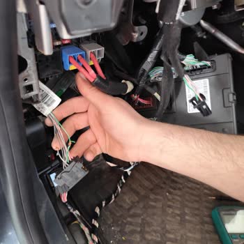 Renault Araç Hasarımı 7 Aydır Yapamadı