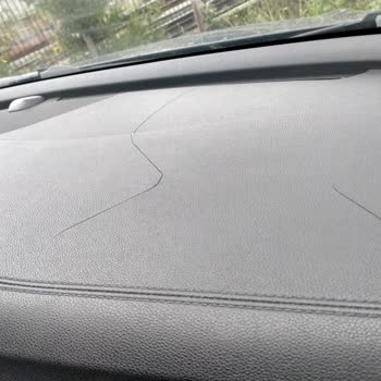 Kia Sportage Gt-line Torpido Çatlağı