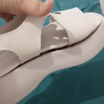 Selin Shoes'tan Aldığım Sandaletin Kalitesizliği Ve Müşteri Hizmetleri Sorunu