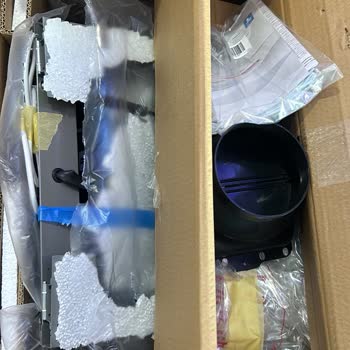 My New Bosch Range Hood and Microwave Arrived with Cracked Glass