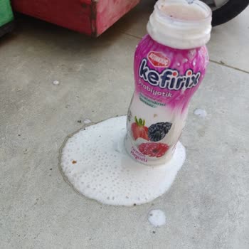 Altınkılıç Kefirix Marka Kefir Kapağı Açınca Patladı