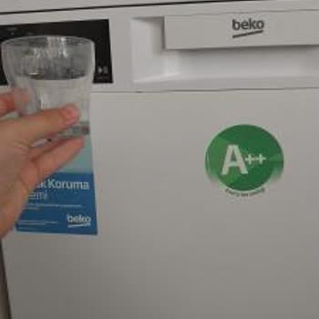 Beko Bulaşık Makinesi, Seramik Ve Camların Çizilmesi, Puslu Görüntü