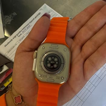 İlk Şarjda Patlayan Piranha Saat