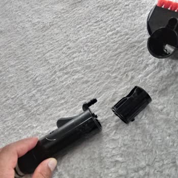 Bissell Halı Yıkama Makinesi Başlık Aparatı Kırıldı.