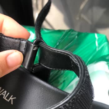 Deichmann Problemli Ürün Satıyor!