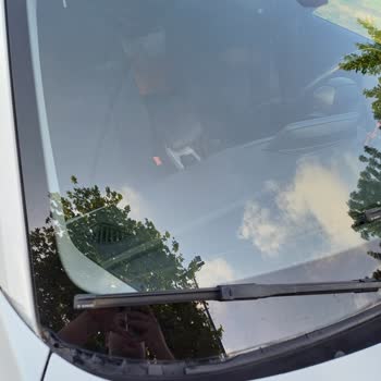 2015 Model BMW 118 Kronik Ön Cam Fitil Problemi