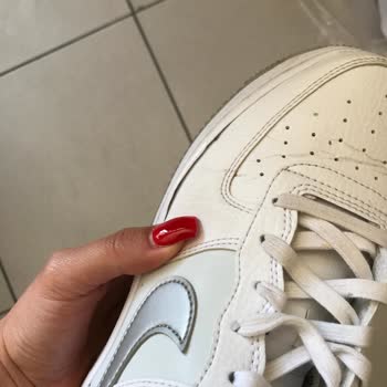 Nike Schuhe zeigen frühzeitige Abnutzung keine Unterstützung nach der Untersuchung