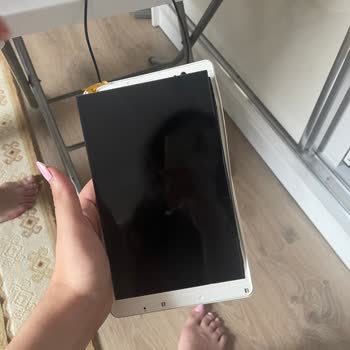 Genpa Turkcell'den Aldığım Hometech Markalı Tabletin Bataryası Şişti Patladı