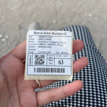 Bursa Şehir Hastanesi Randevu Saatinde Doktorun İlgisizliği