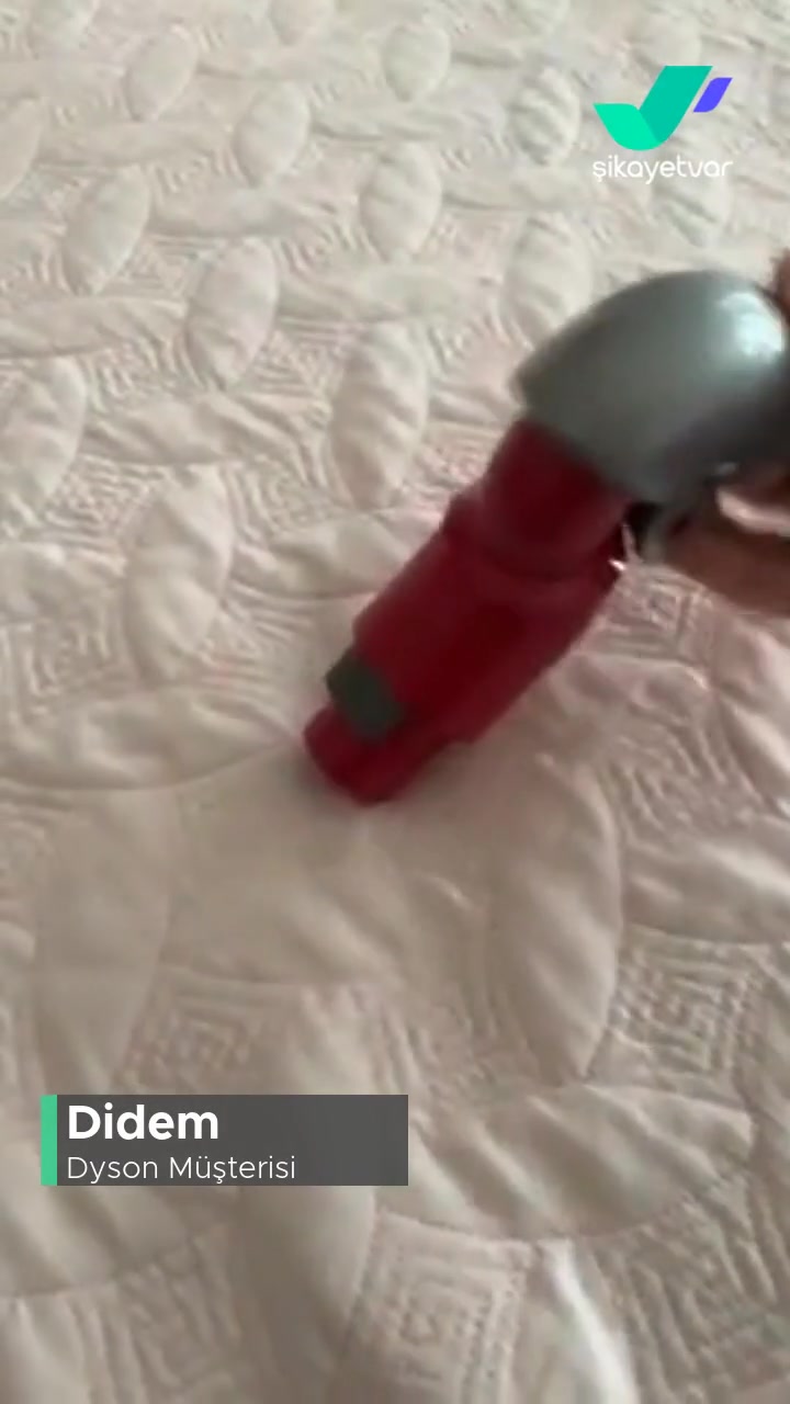 Dyson Koltuk Altı Aparatı Bozuldu! videonun kapak resmi