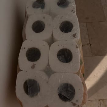 A101 Kapıda Fareli Tuvalet Kağıdı