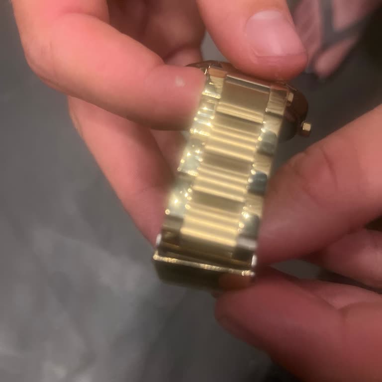 Saat & Saat İstMarina Hizmet Kötülüğü