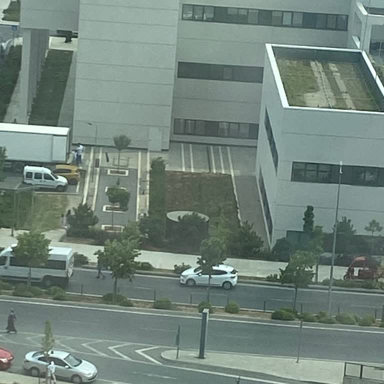 Başakşehir Çam ve Sakura Şehir Hastanesi Çam Kadın Doğum Oda Ve Koridordan Başka Yere Gitmeye İzin Vermiyor!