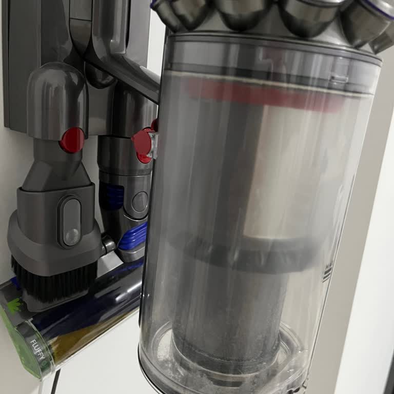 Dyson V15 Filtre Kokuyor