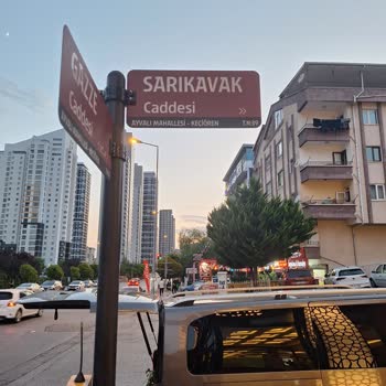 Keçiören Belediyesi Çöpler Alınmıyor Ve Çöp Konteyneri Yok...
