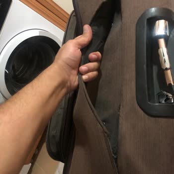 THY Sıkışan Uçak Kapısı Ve Hasar Görüp Tazmin Edilmeyen Bavul Skandalı