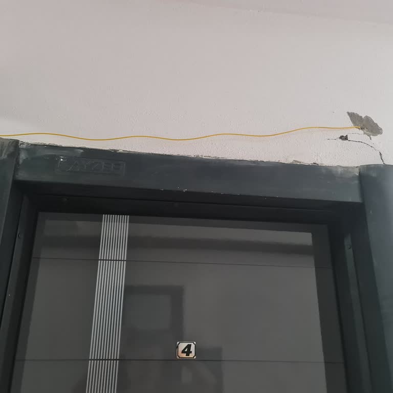 Türk Telekom Hizmet Getirirken Evlerimize Acımıyor.
