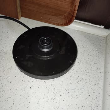 Arzum Yeni Alınan Çay Makinesi Su Kaçırıyor