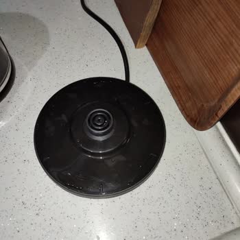 Arzum Yeni Alınan Çay Makinesi Su Kaçırıyor