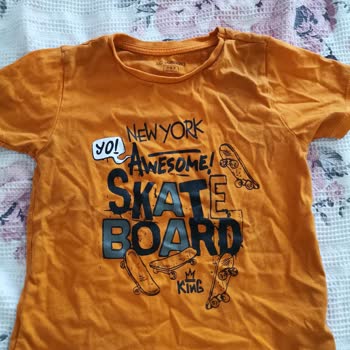 LCW Markalı Tişörtün Baskı Renkleri Kumaşını Boyadı Çıkmıyor!