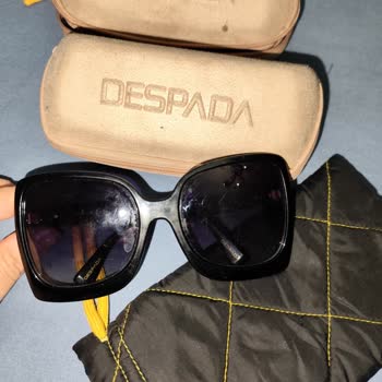 Despada Gözlük Camlar Çizildi Markaya Güvendim Lütfen Çözüm