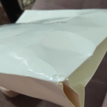 Calvin Klein'ın Özensiz Paketlemesi