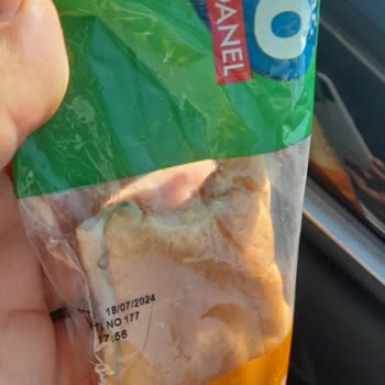 BİM'den Aldığım Bozulmuş Dardanel Mister No Hindi Fümeli Soğuk Sandviç