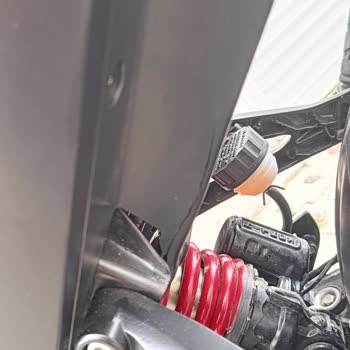 Bajaj Rs200 Grenaj Çatlaması