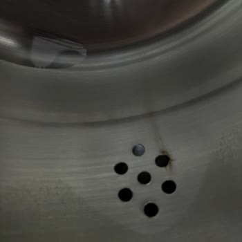 Korkmaz Mutfak Eşyaları Korkmaz Efendi 2,4 Litre Çaydanlık Takımı Paslanma Sorunu