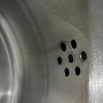 Korkmaz Mutfak Eşyaları Korkmaz Efendi 2,4 Litre Çaydanlık Takımı Paslanma Sorunu