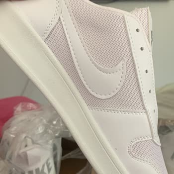 Papuckombinim Resmen Yanlış Ayakkabı