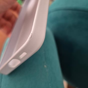 Samsung Telefon Kılıfı Kalitesizliği Ve Mersin Media Markt İlgisizliği