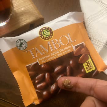 Kahve Dünyası Çikolatasından Kabuk Çıktı