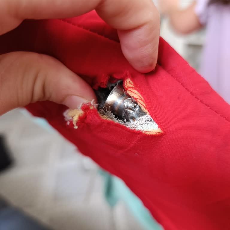 Svava Salıncak Demirin Kaynak Yerinden Çıkması