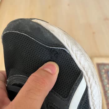 Boyner'den Asics Markalı Ayakkabı