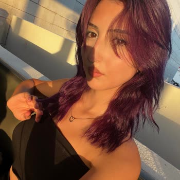 Palette Mor Boya Kırmızı Yaptı